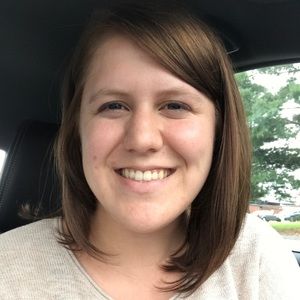 Meet your Posher, Courtney